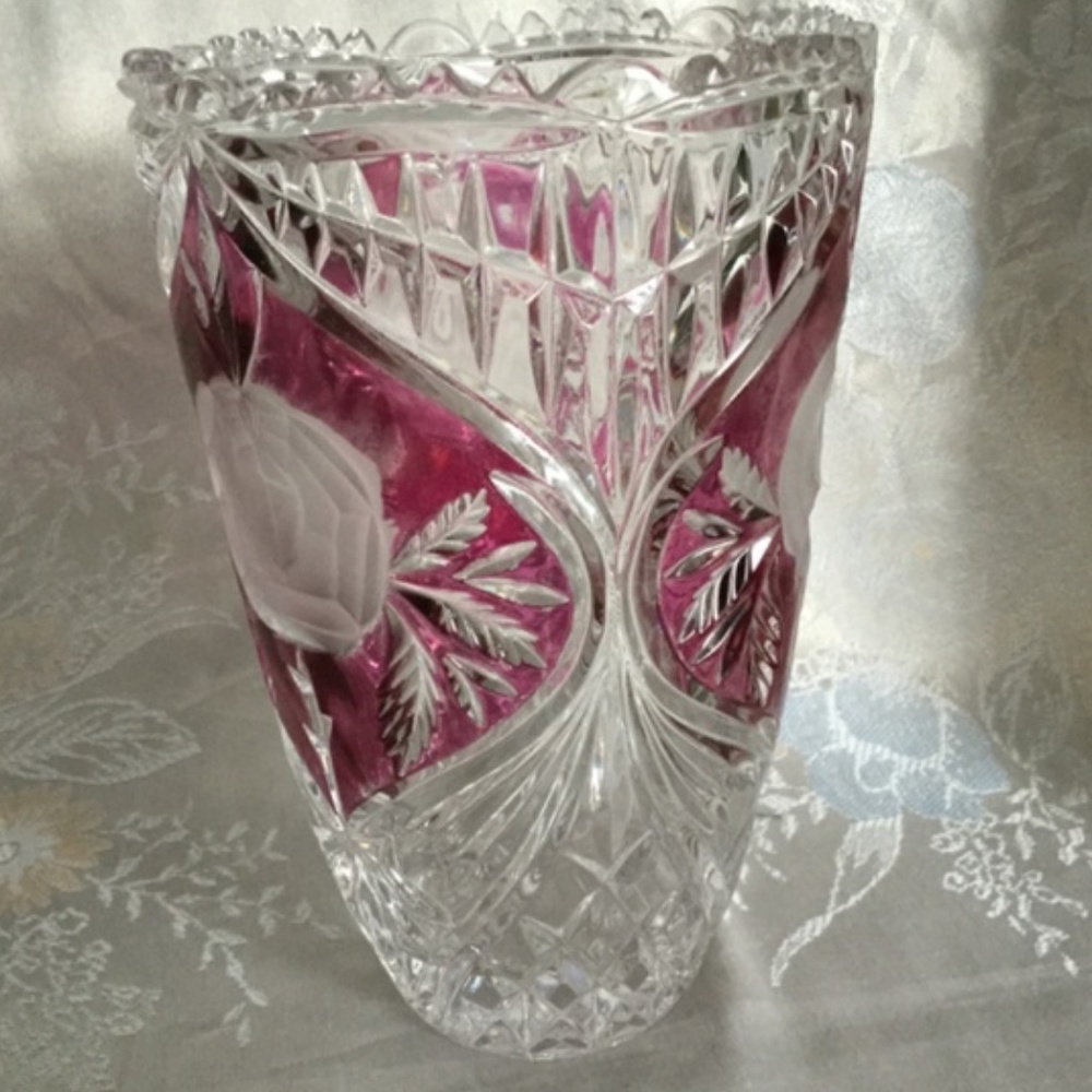 🌸 German  Glass Lead Crystal Vase Cranberry Floral Rose